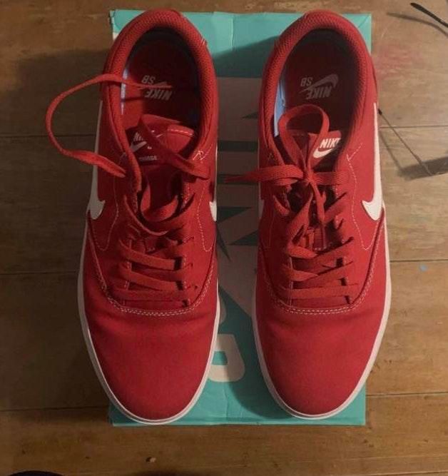 nike sb charge canvas red