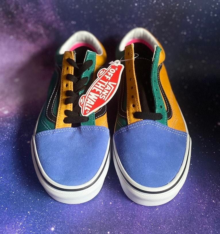 vans mixed colors