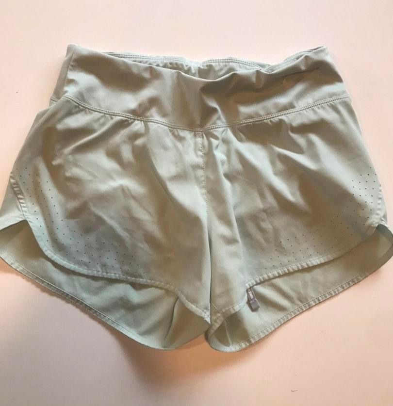 nike mint green shorts