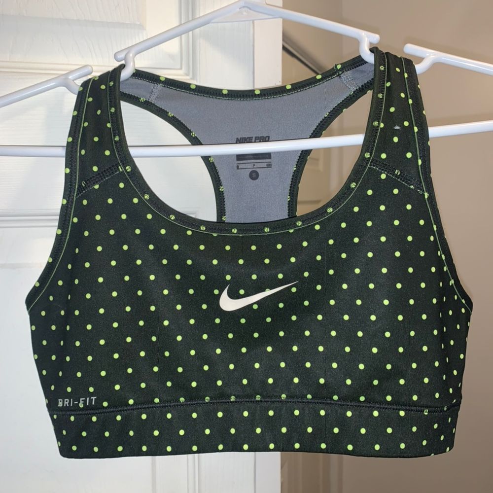 nike polka dot sports bra