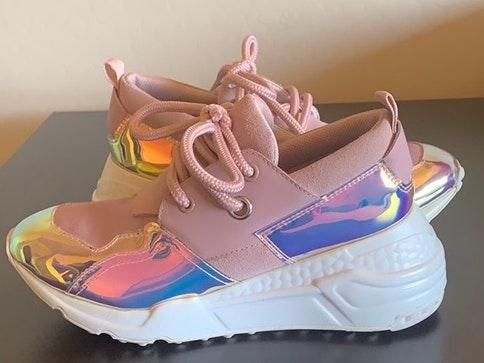 steve madden holographic sneakers