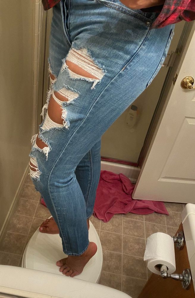 ae ripped jeans