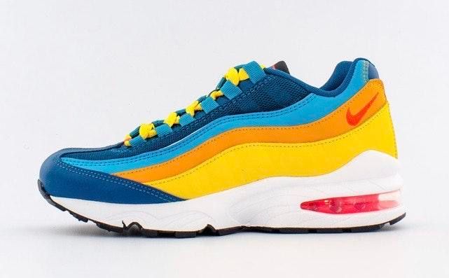 nike women's size 6.5 in youth