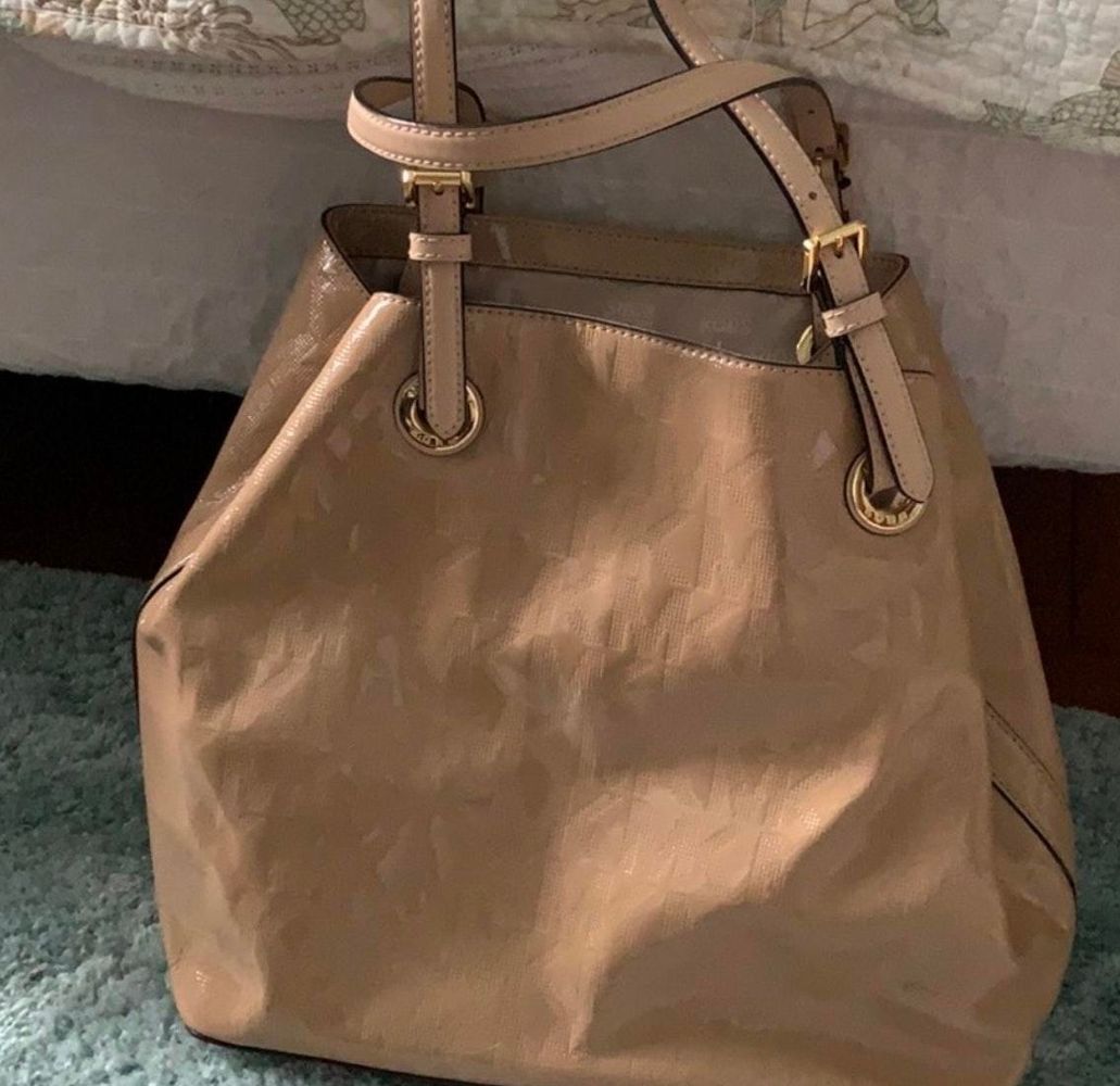 michael kors tan purse