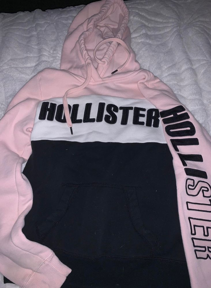 black and pink hollister hoodie