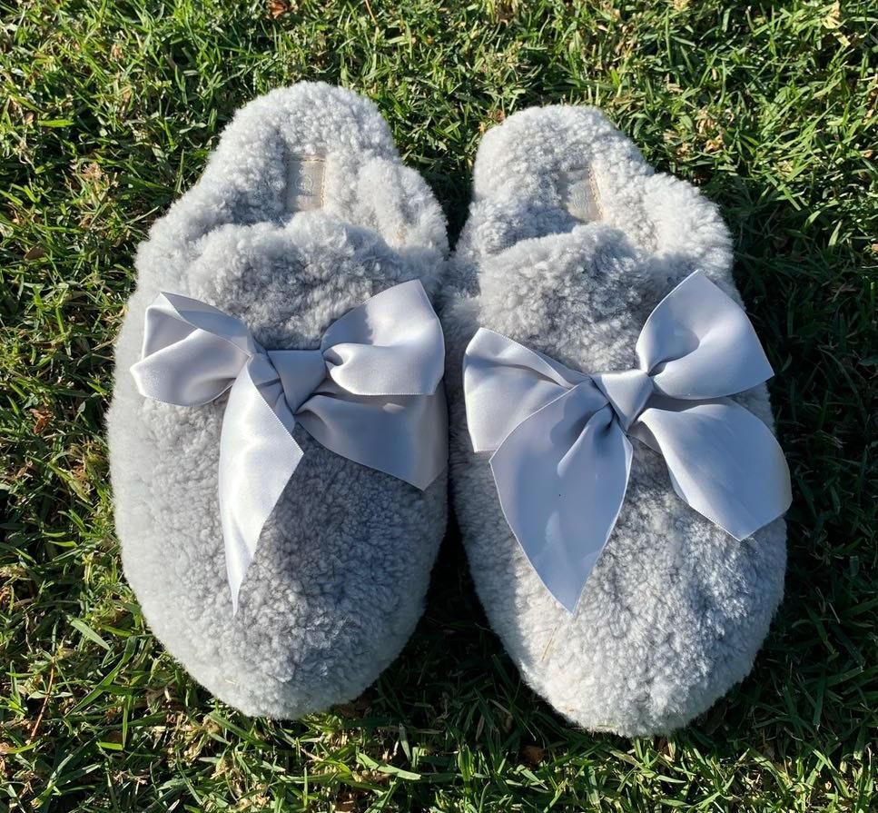 ugg addison velvet bow slipper