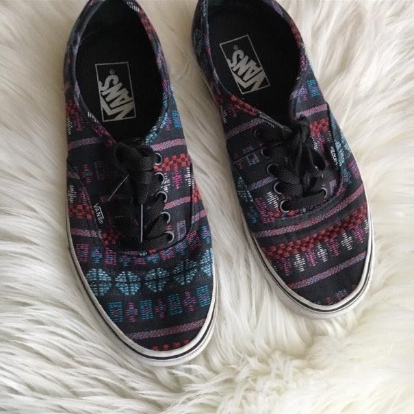 tribal print vans