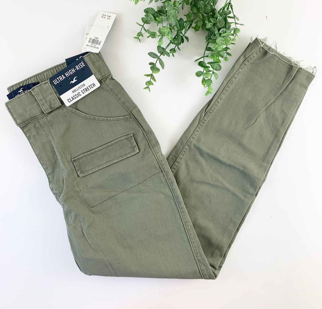 hollister green pants