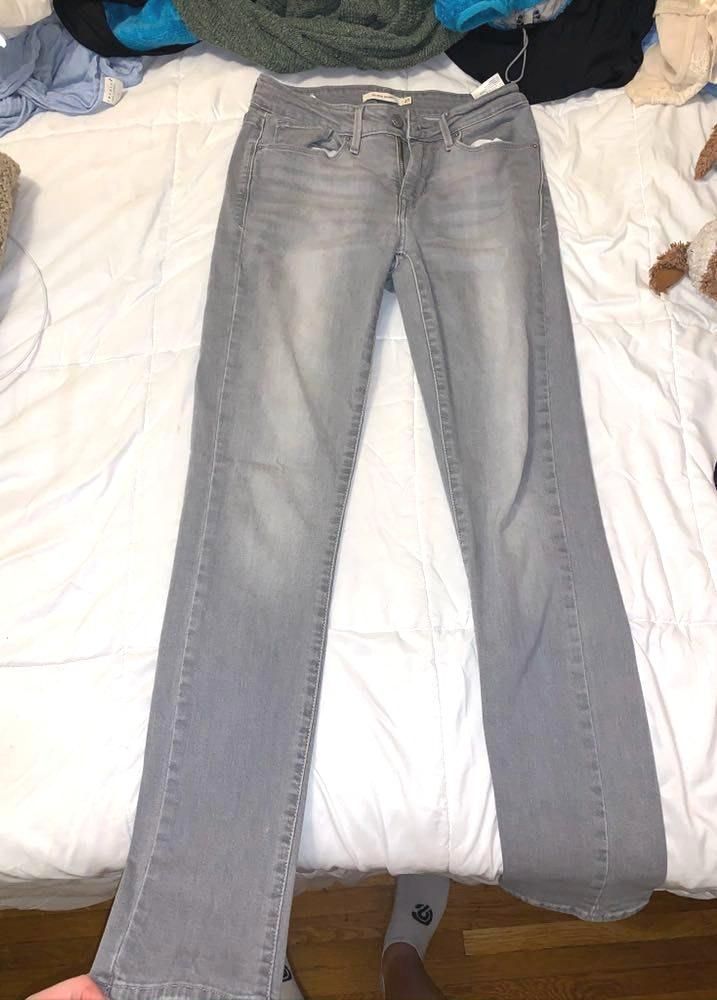 levis light grey jeans