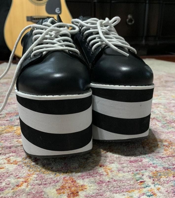 rocket dog platform sneakers