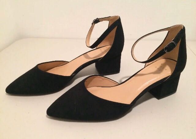 size 10 black heels