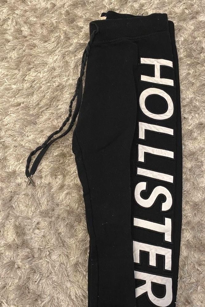 hollister joggers