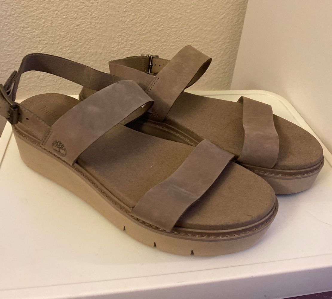 safari dawn platform sandal