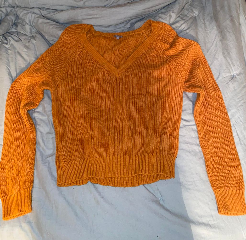 cute sweater crop tops