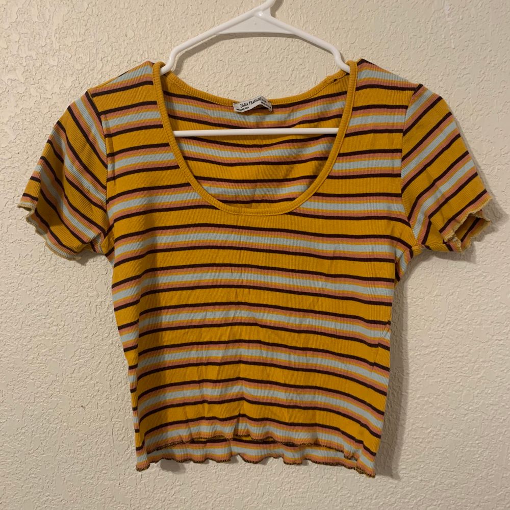 zara yellow crop top