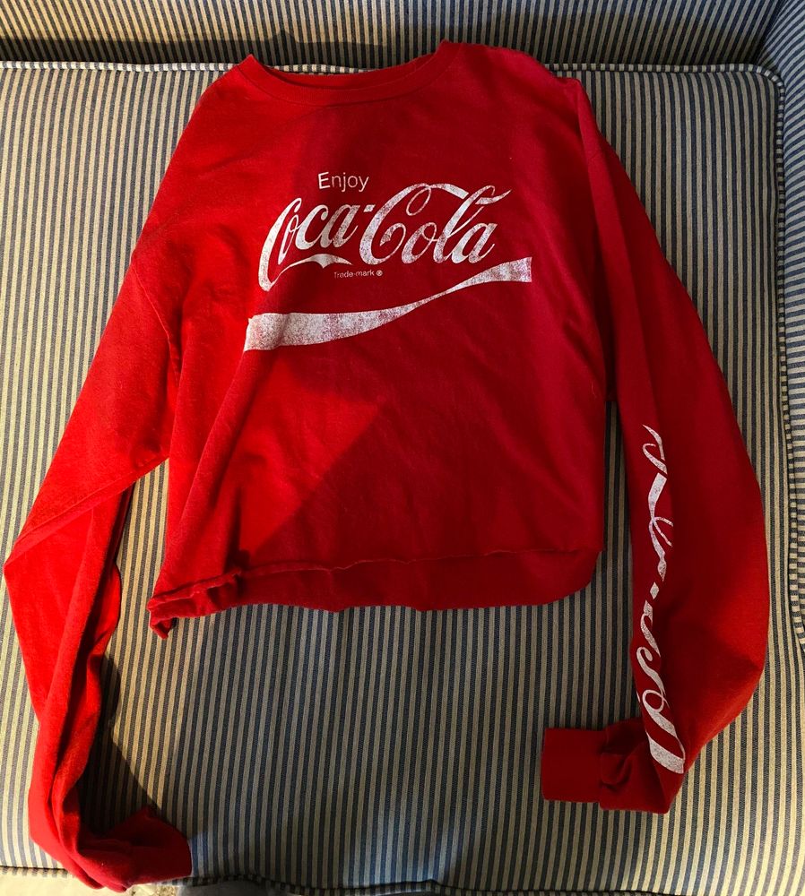 coca cola red shirt