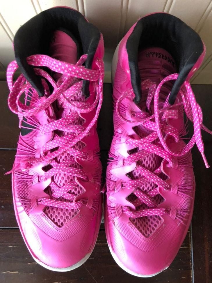 breast cancer basketball shoes