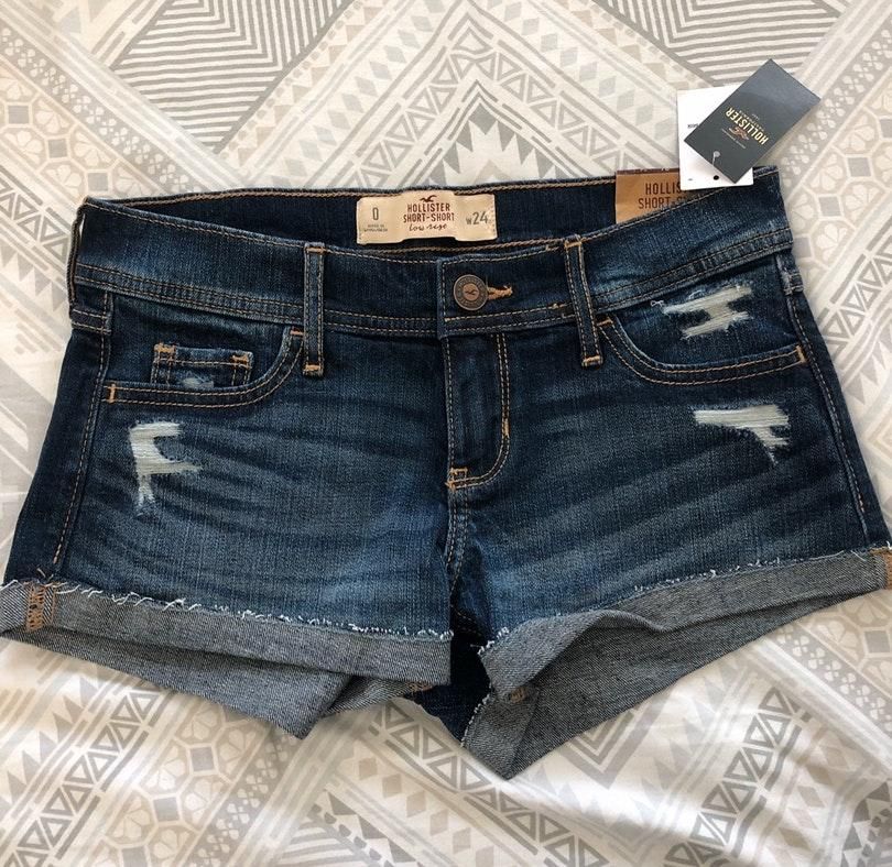 hollister shorts on sale