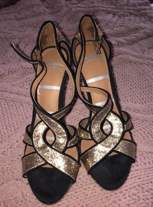 kohls gold heels