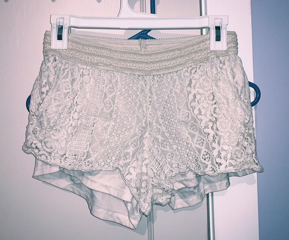 rue 21 lace shorts
