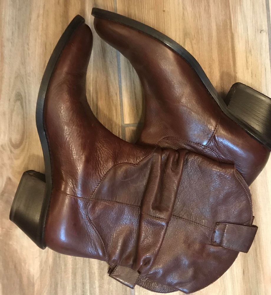 Lavorazione Artigiana Brown Booties Curtsy