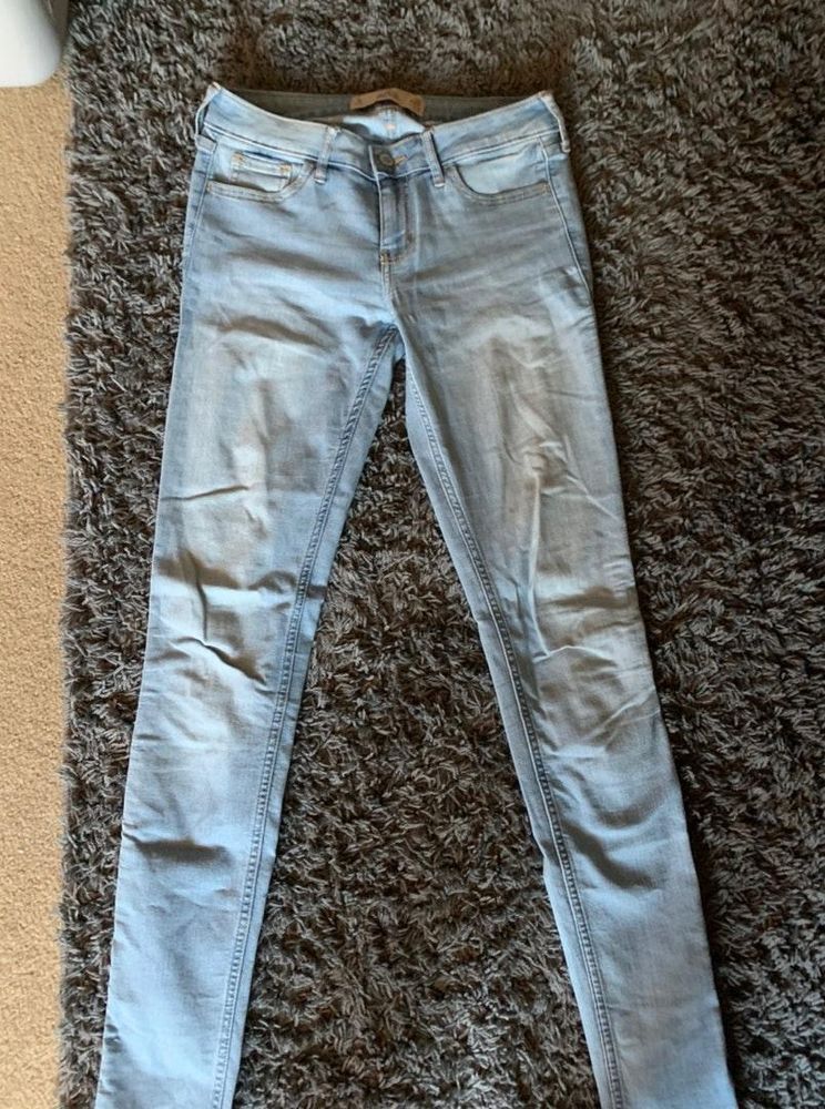 size 26 hollister jeans