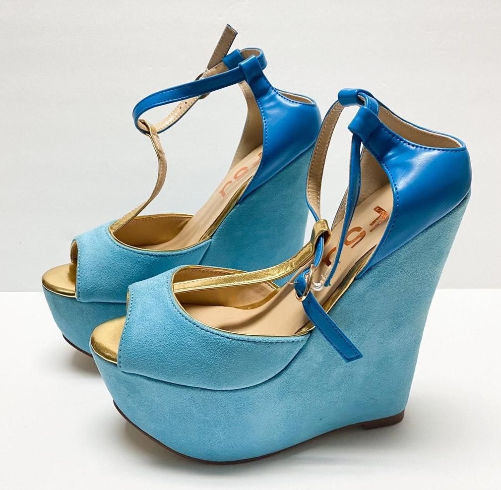 high heel wedge pumps