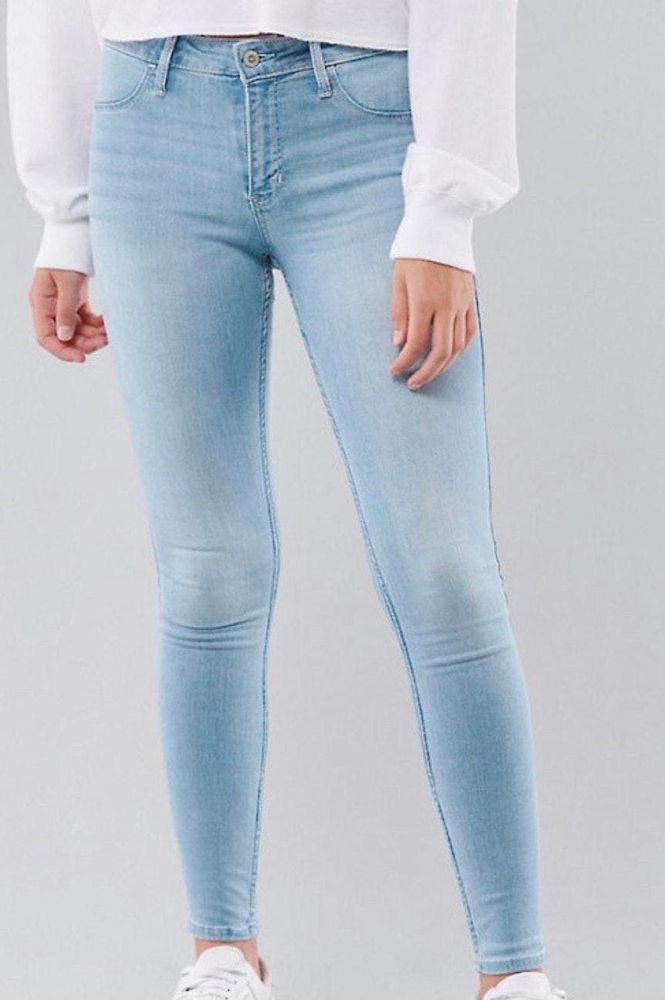 hollister light blue jeans