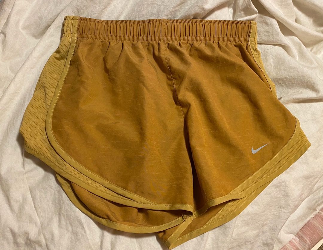 mustard nike shorts