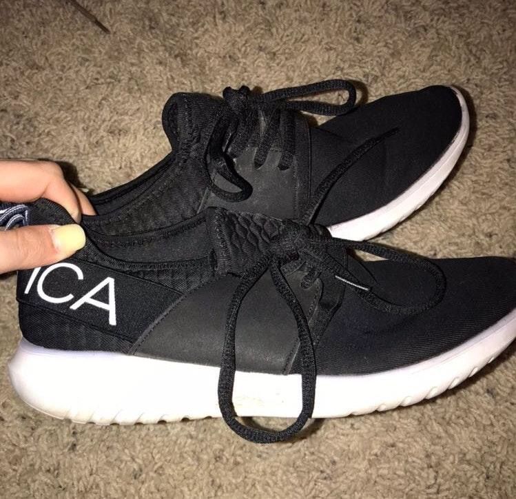 nautica tennis shoes