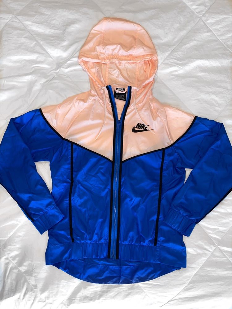 peach and blue nike windbreaker