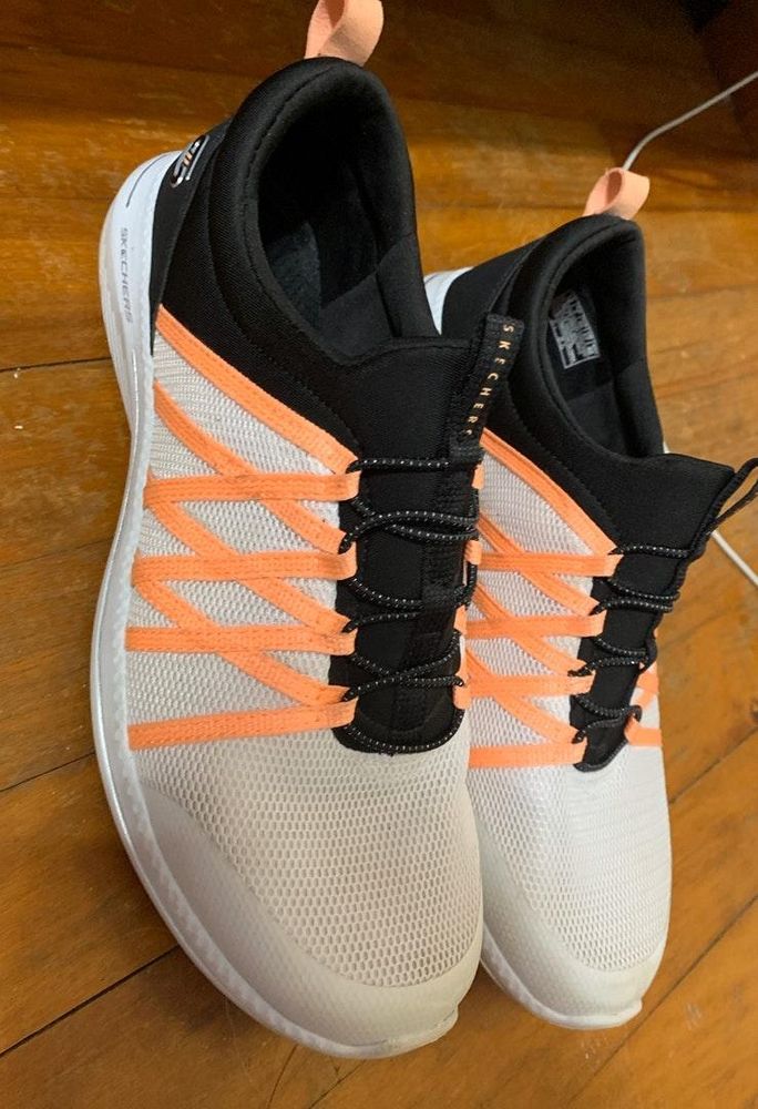 memory foam tennis shoes