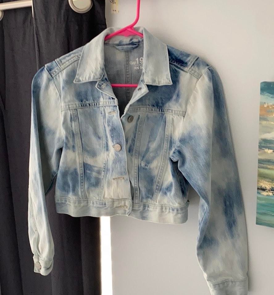 gap distressed denim jacket