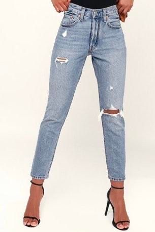 levi's 501 light wash distressed jeans