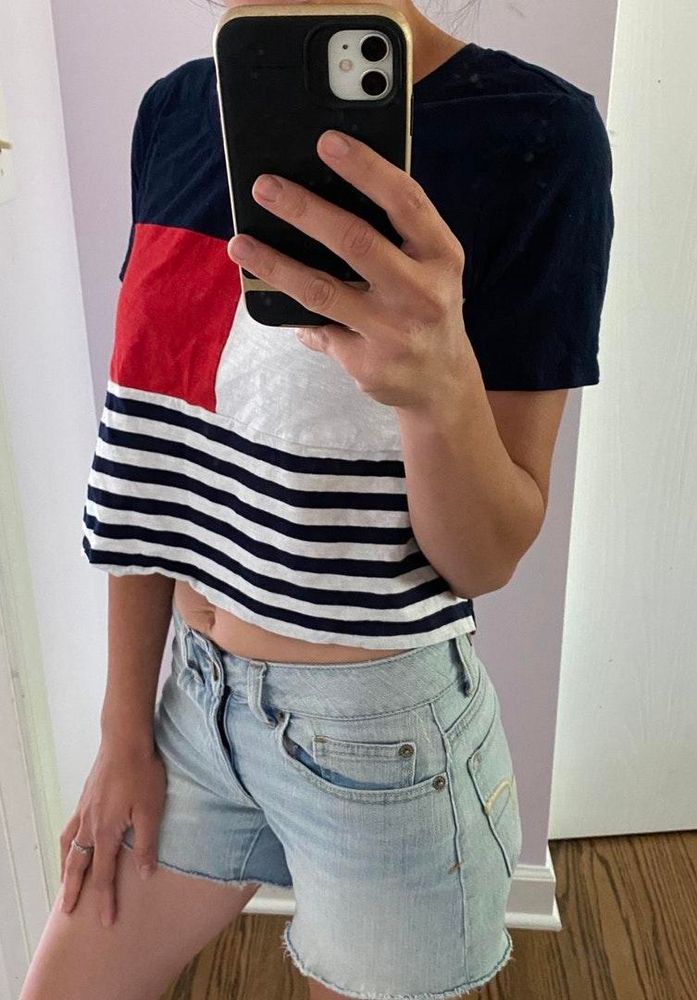 tommy hilfiger cropped tee