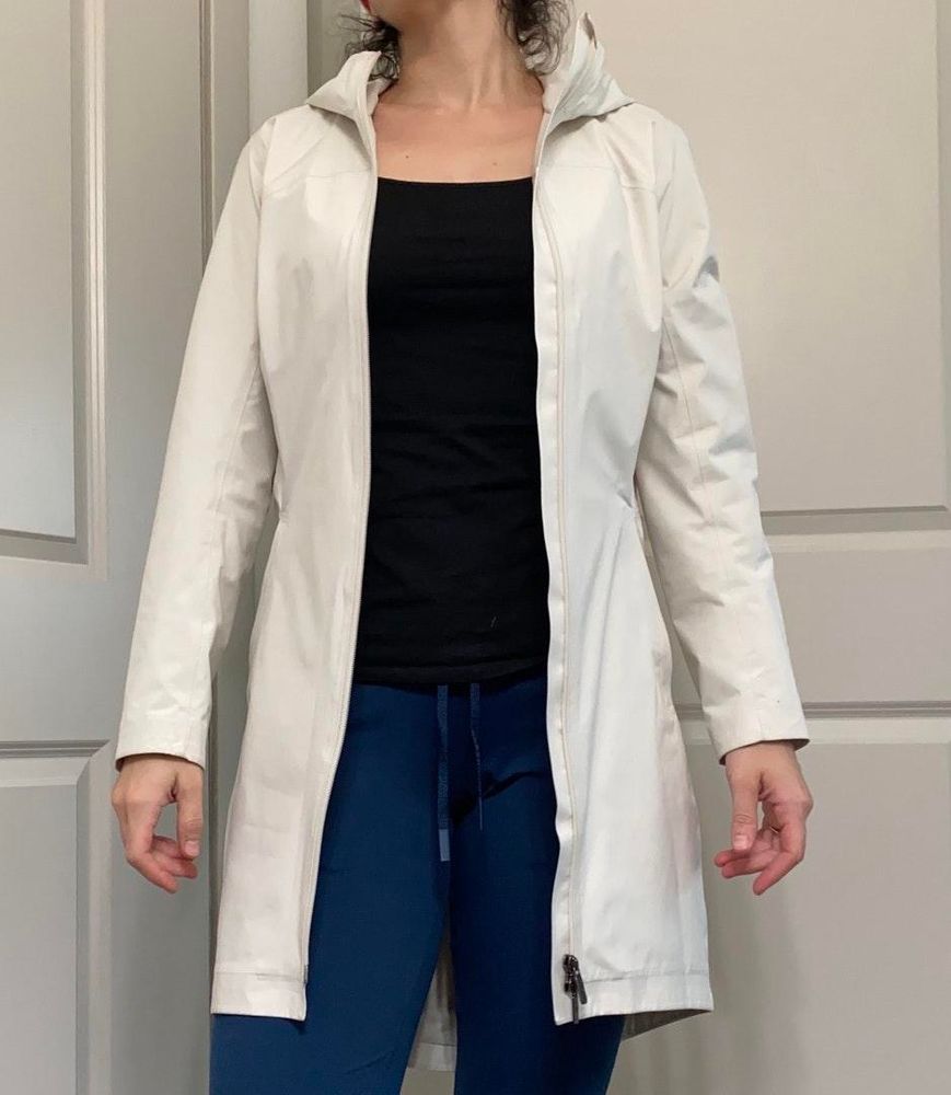 lululemon rebel rain jacket