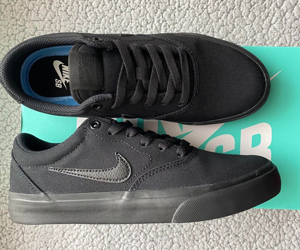 nike black canvas shoes