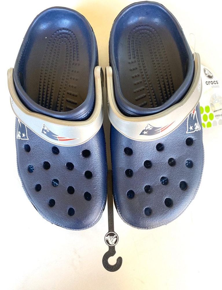 patriots crocs