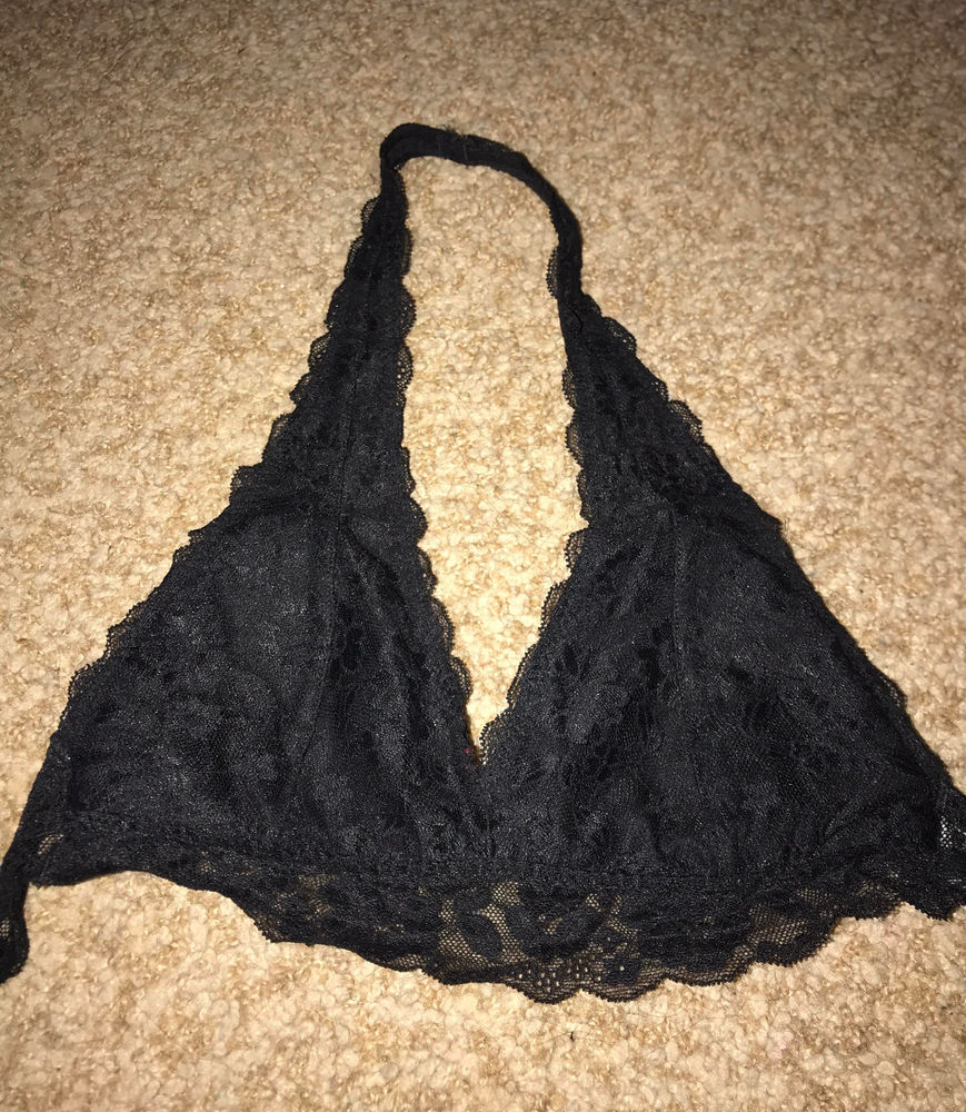 hollister black bralette