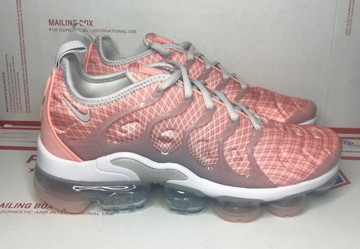 nike air vapormax plus bleached coral pure platinum