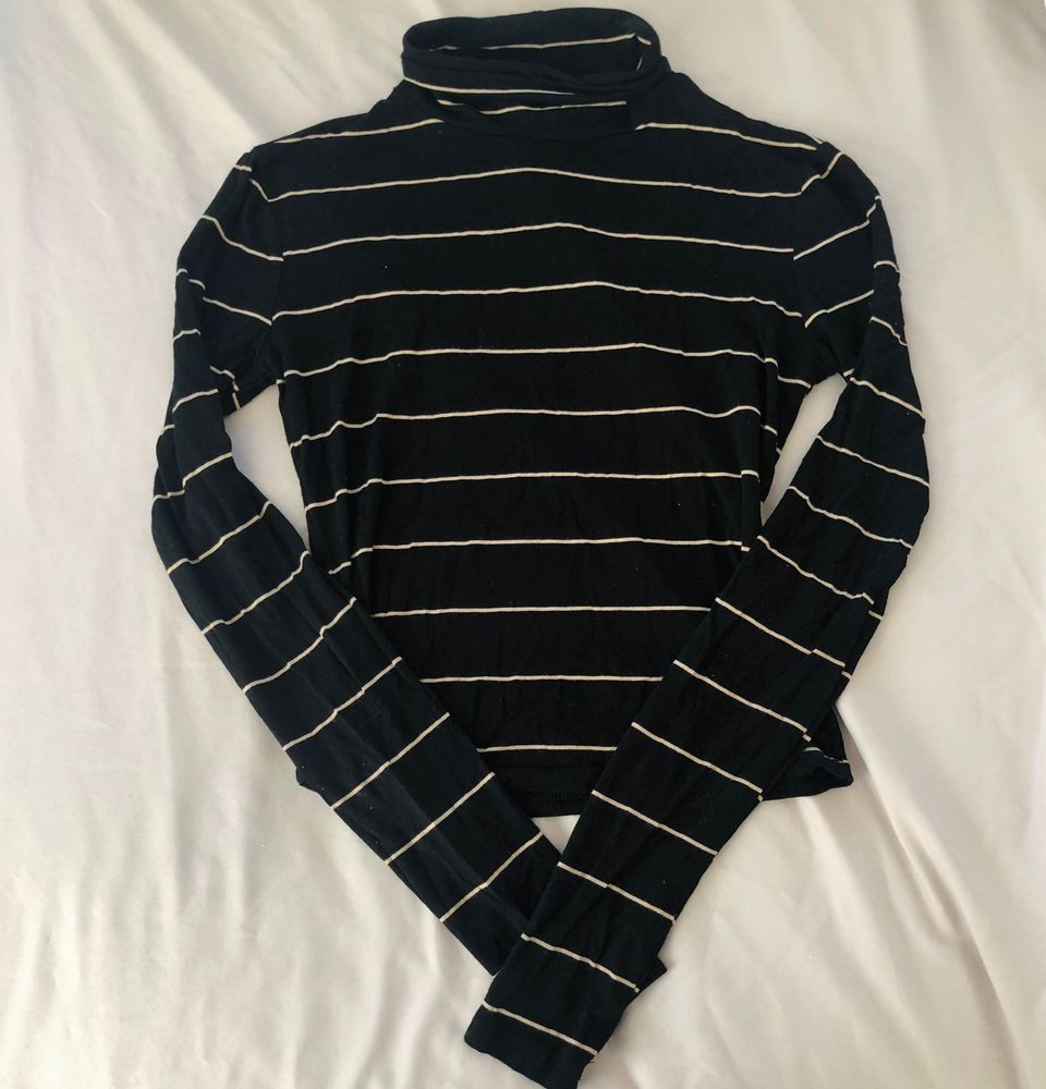 turtleneck shirt forever 21