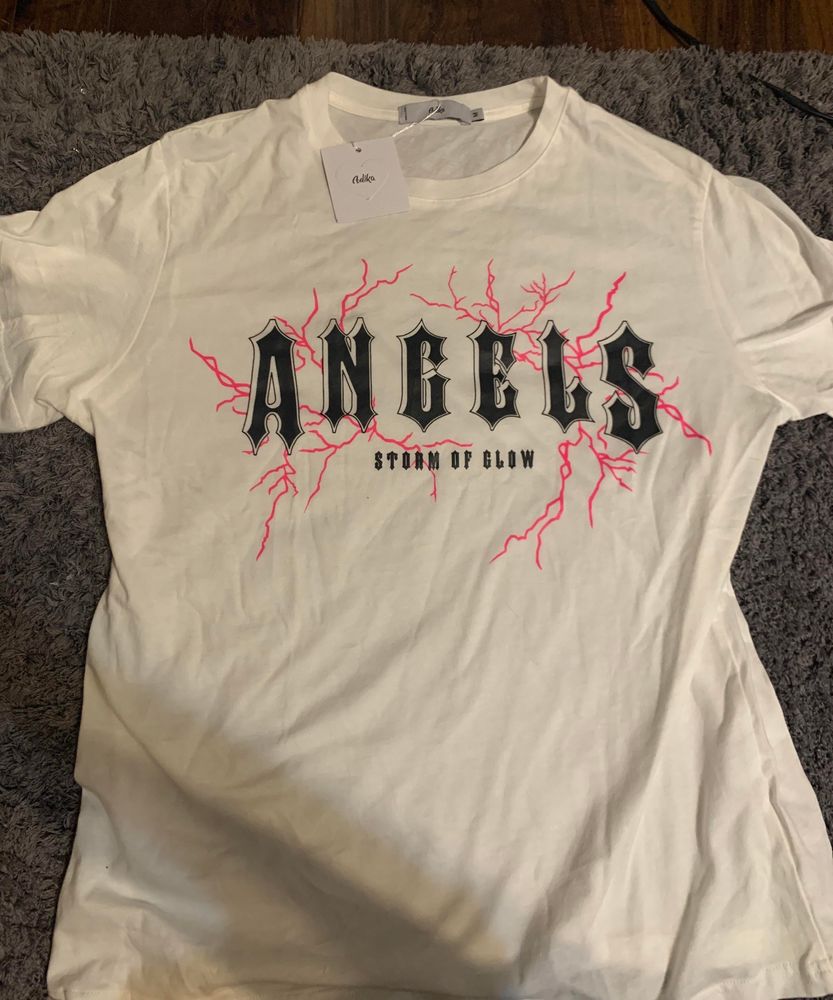 adika angel shirt