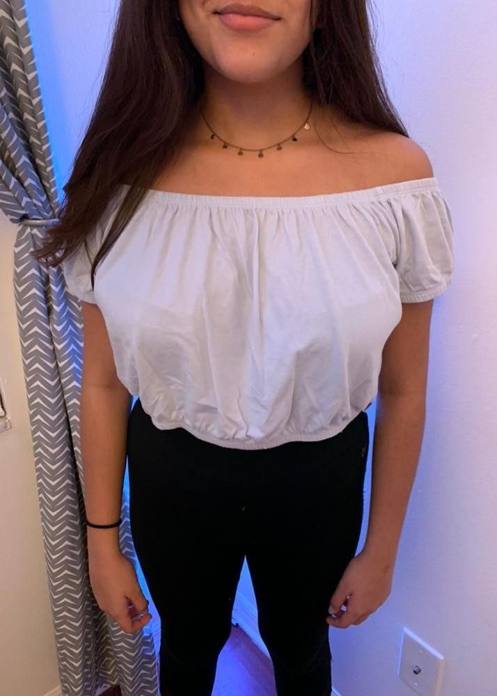 off the shoulder hollister