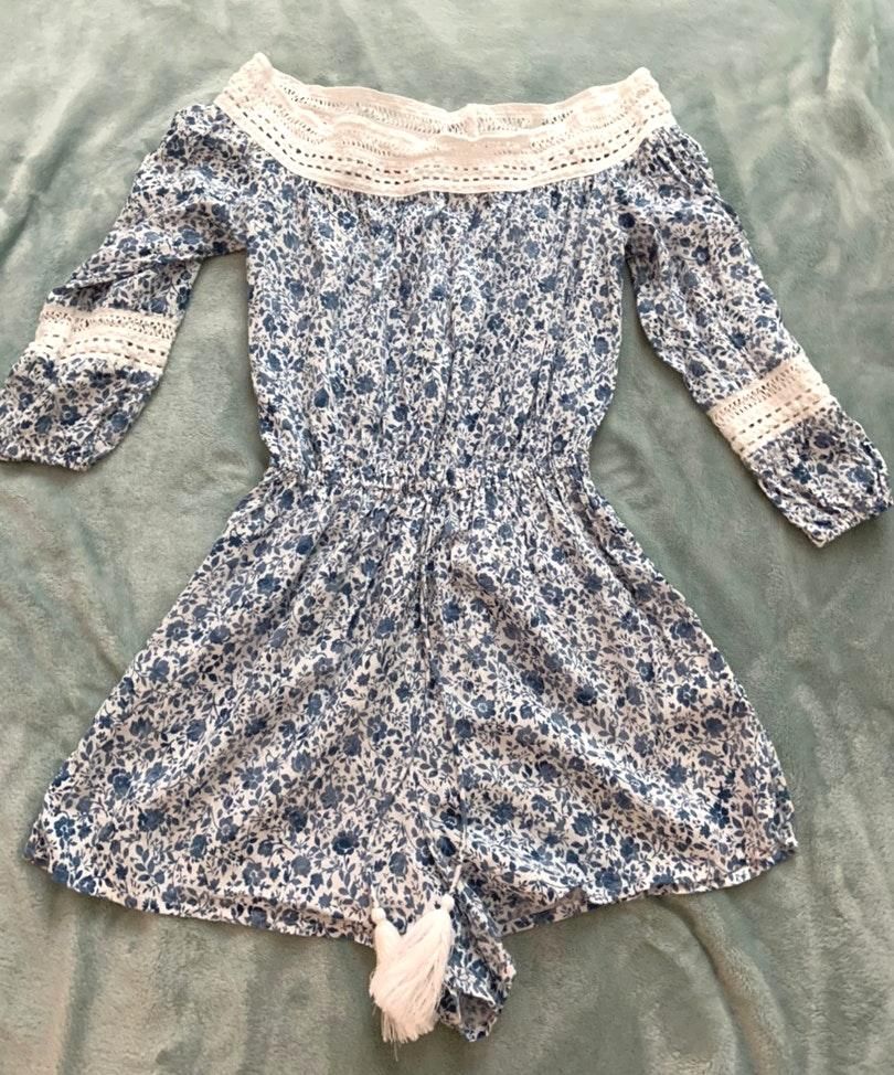 Hollister Blue / White Floral Romper 