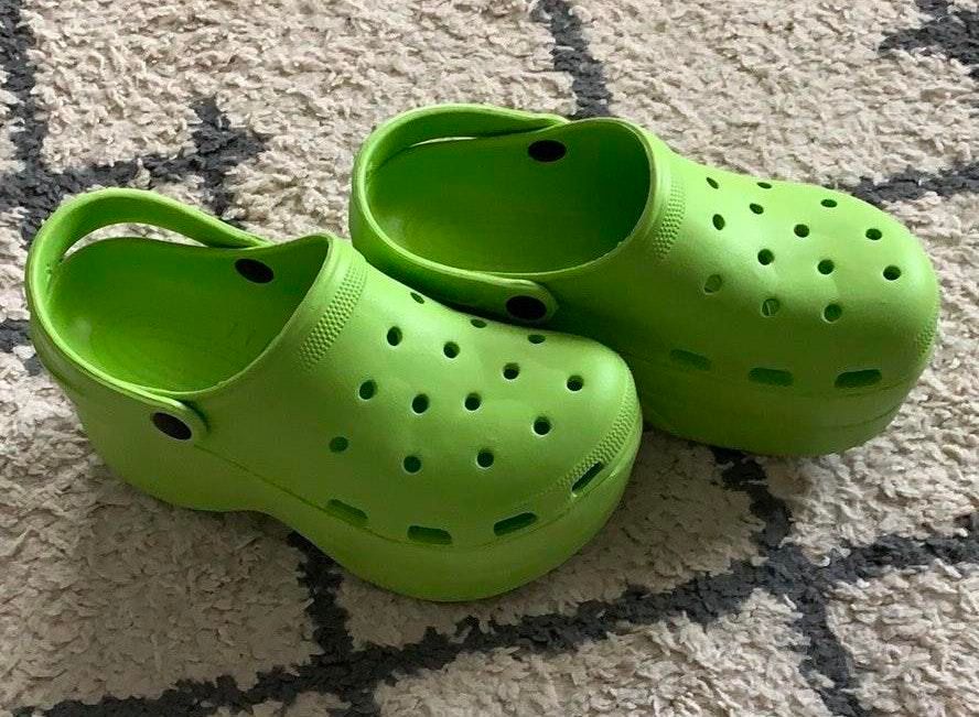 platform crocs lime green