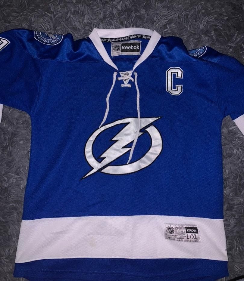 official tampa bay lightning jersey