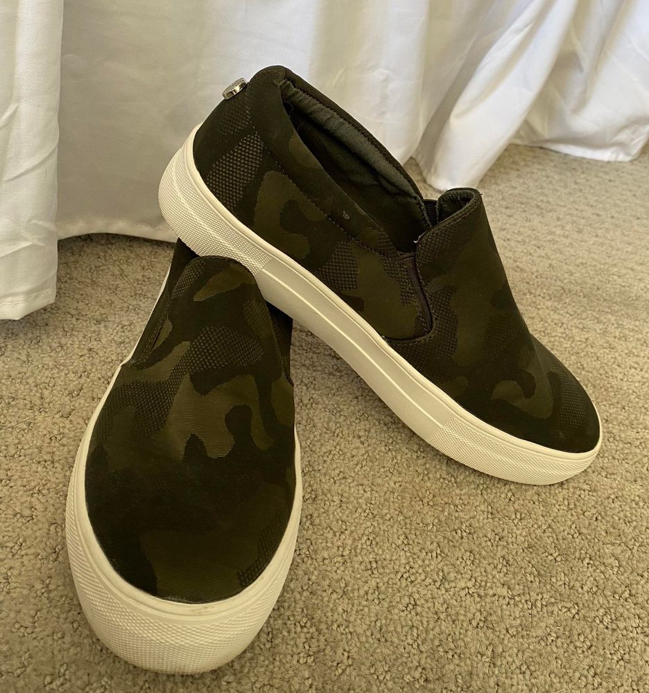 steve madden camo slip on