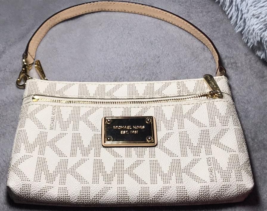 michael kors wrist bags