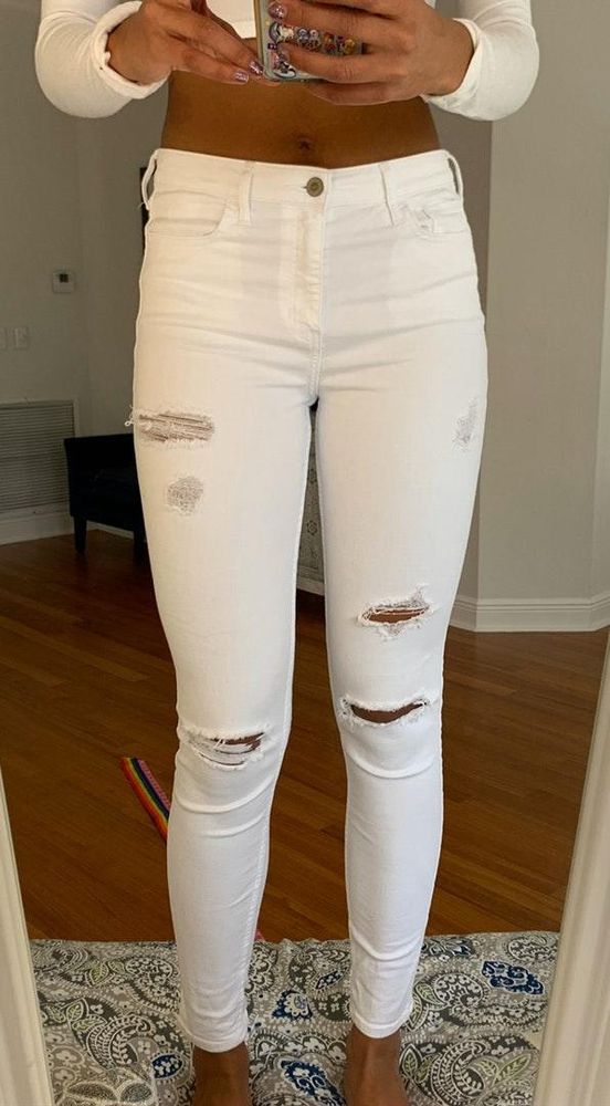 hollister white ripped jeans