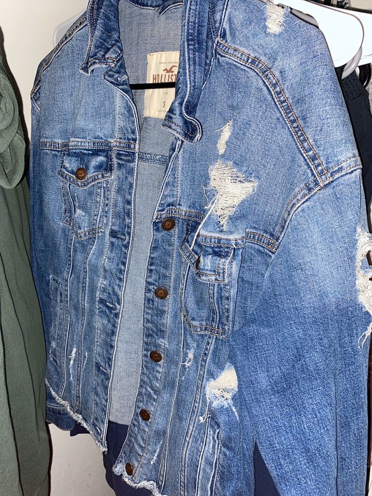 hollister ripped denim jacket